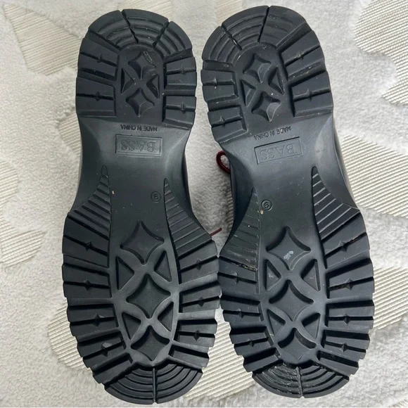 BASS Anchorage Low Top Suede & Rubber Duck Boot Shoes Women 9M Lace Up Black Red - Picture 11 of 16